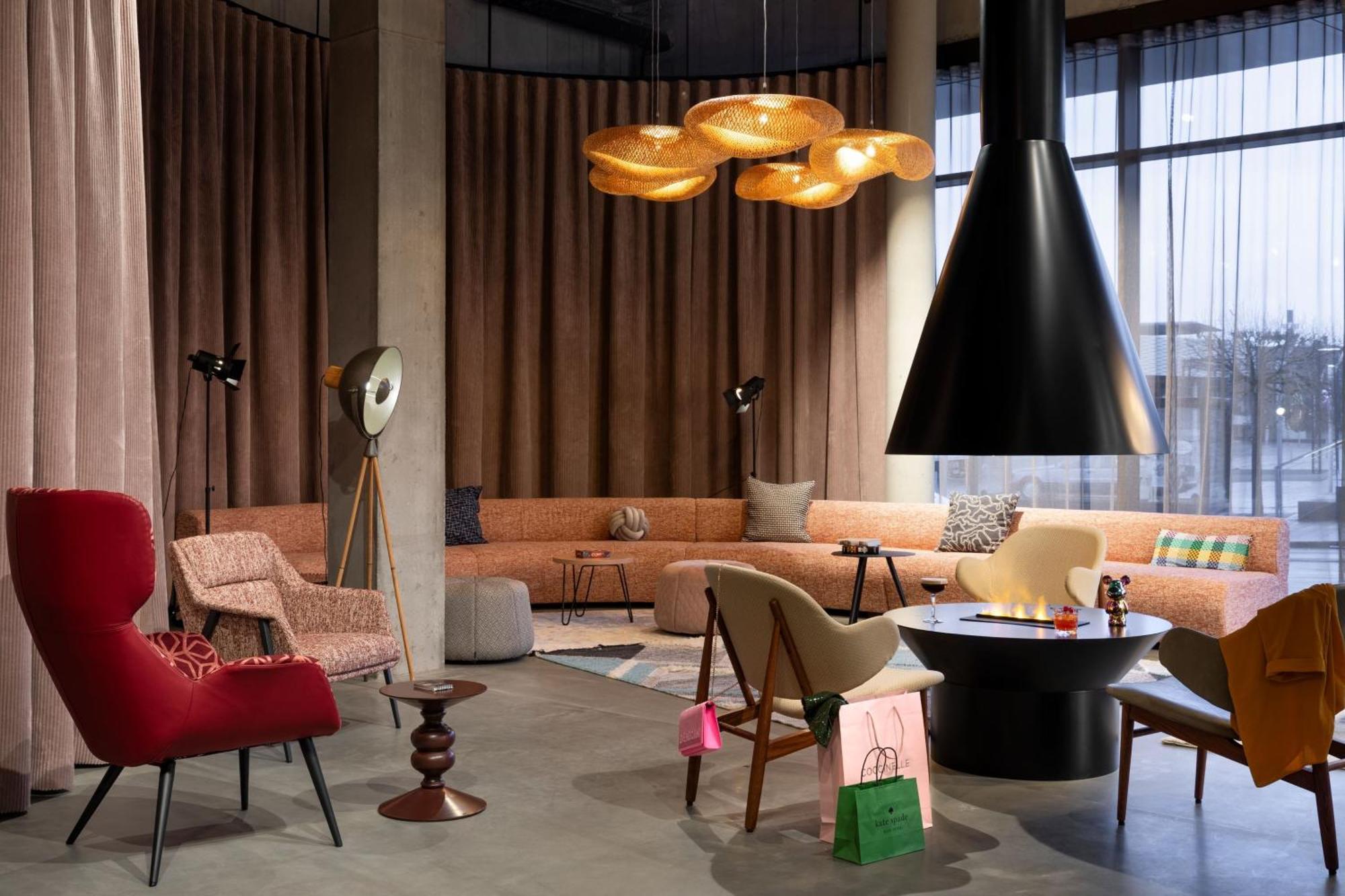 Moxy Outletcity Metzingen Metzingen  Exterior photo