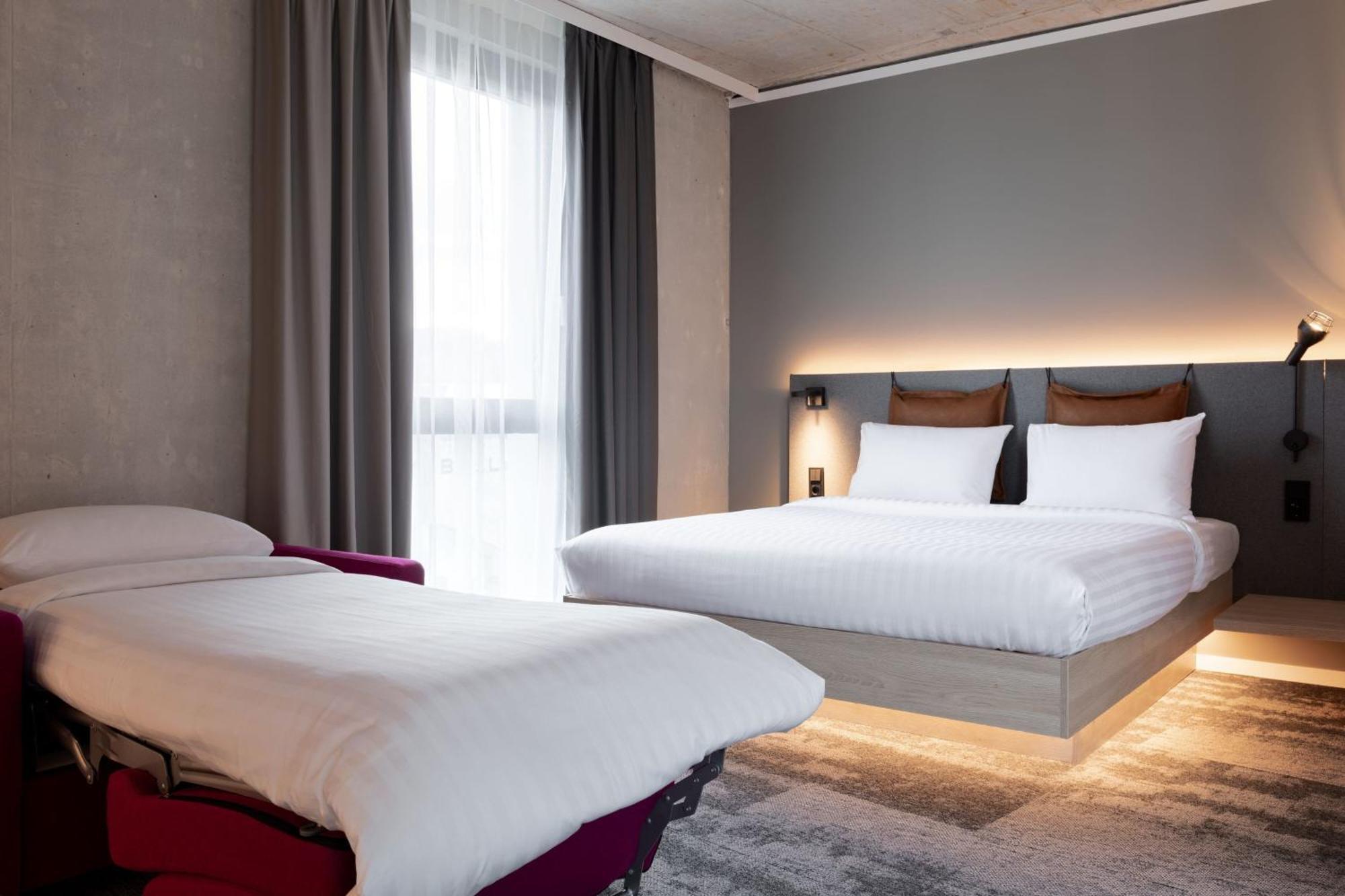 Moxy Outletcity Metzingen Metzingen  Exterior photo