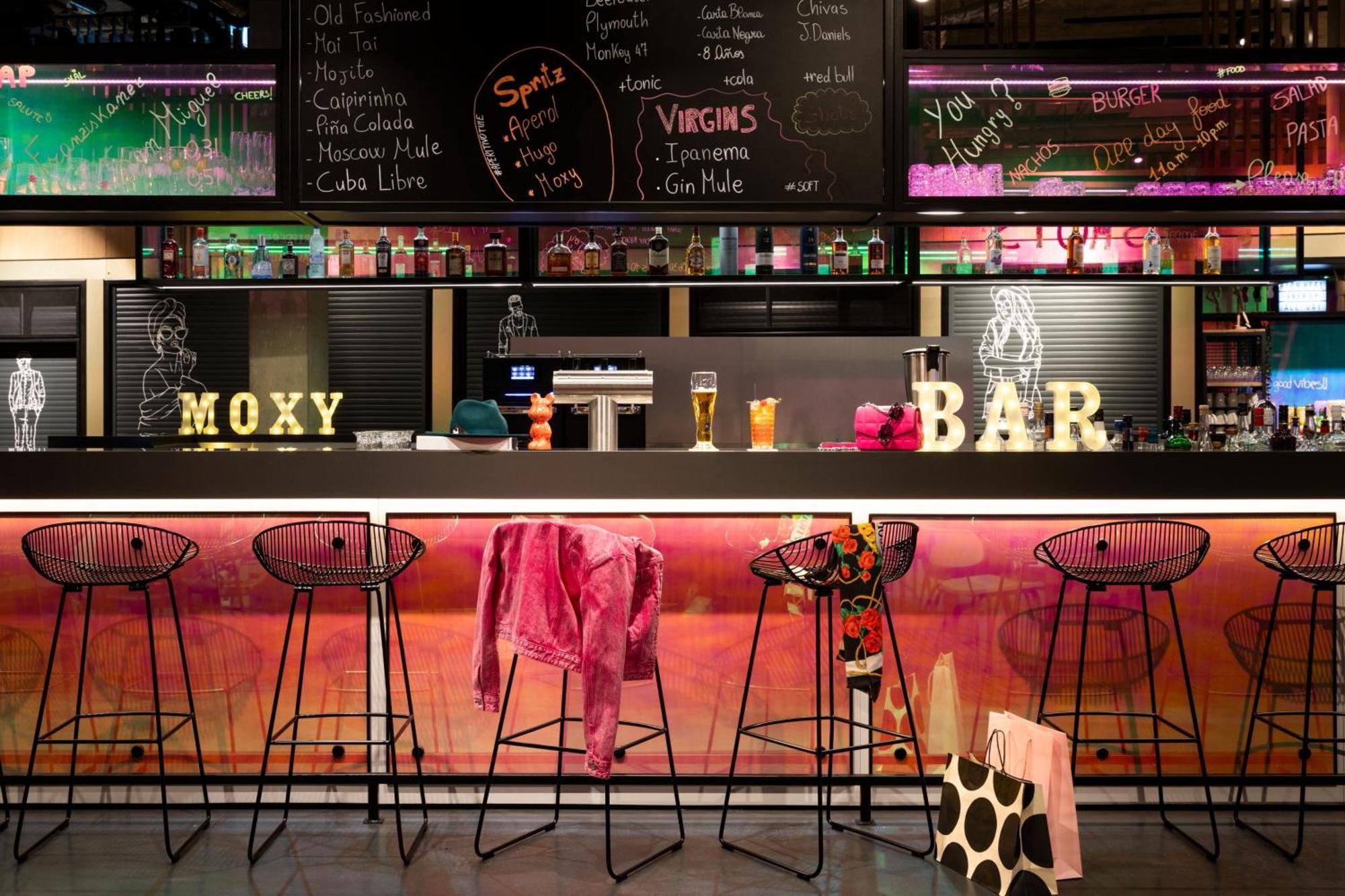 Moxy Outletcity Metzingen Metzingen  Exterior photo